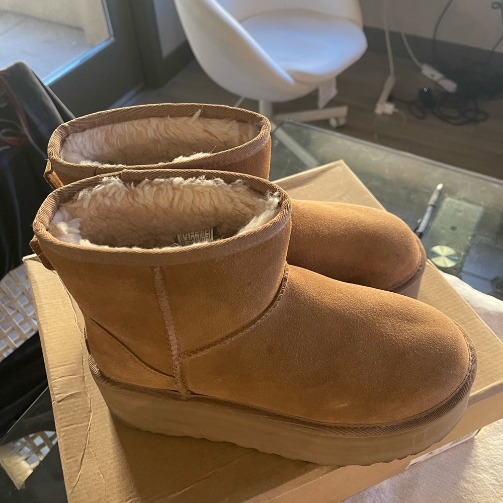 Ugg Classic Mini Platforms
